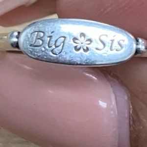 Retired Simple Signet James Avery Ring